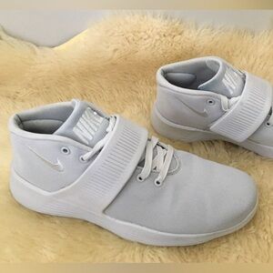 Nike ultra XT mesh pure platinum